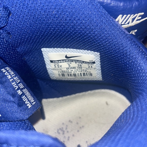 Nike Air Force 1 royal blue high top. No stains. - Picture 4 of 4